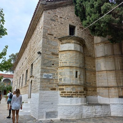 TRIKERI ISLAND - OLD MONASTERY