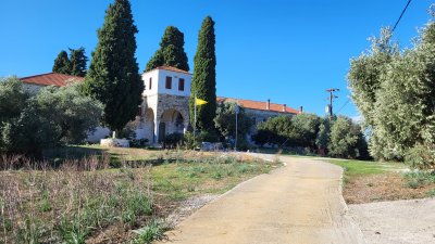 TRIKERI ISLAND - OLD MONASTERY