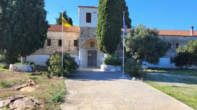 TRIKERI ISLAND - OLD MONASTERY