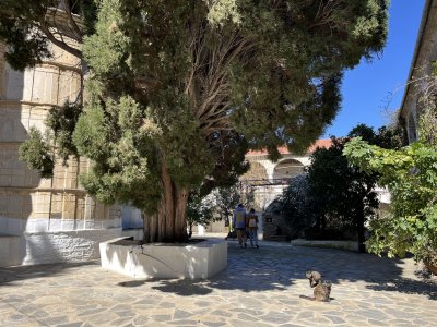 TRIKERI ISLAND - OLD MONASTERY