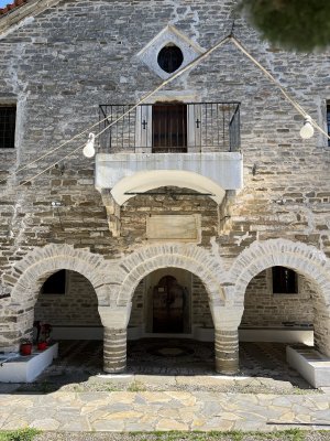TRIKERI ISLAND - OLD MONASTERY